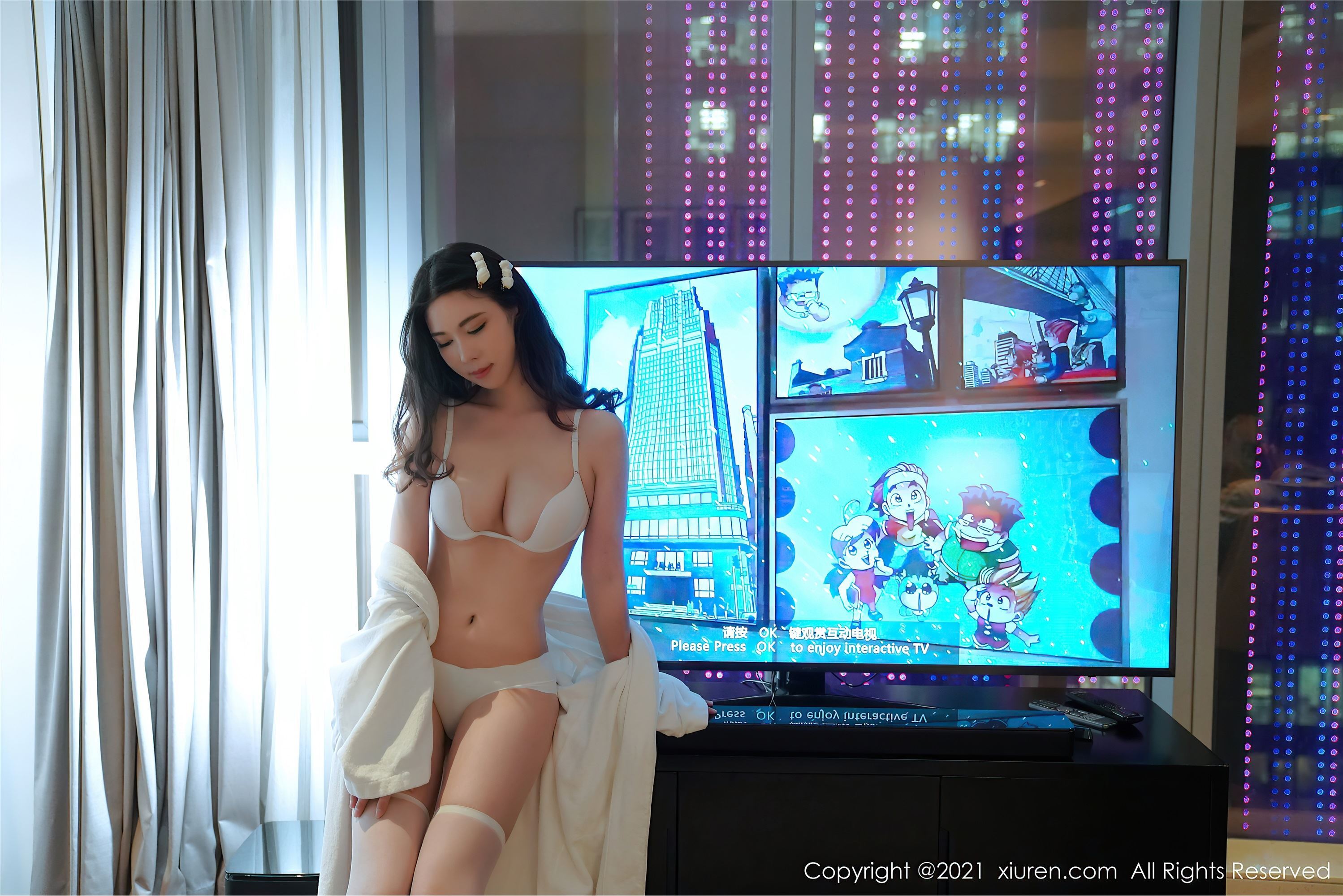 Xiuren秀人网 2021.11.01 NO.4144 李雅柔182CM